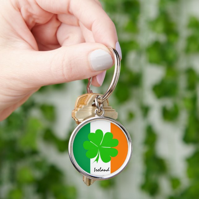 Irland & vierblättriges Kleeblatt, irische Flagge  Schlüsselanhänger (Hand)