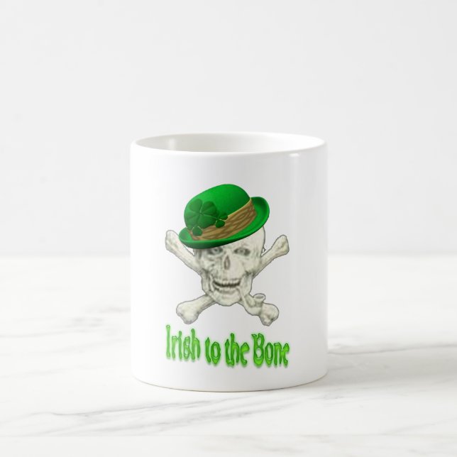 Irlandais à l'os drôle Bière verte Frosted Mug (Centre)
