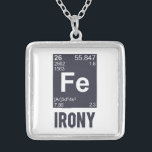 Ironische chemisches Element F.E.-Ironie Versilberte Kette<br><div class="desc">Der Element F.E. ist ironisch.  Peridoically.  Chemie ist dass Weise,  Mann lustig.</div>