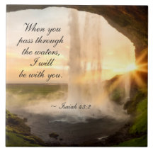 Isaiah 43:2 Wenn du durch das Wasser Bibel kommst