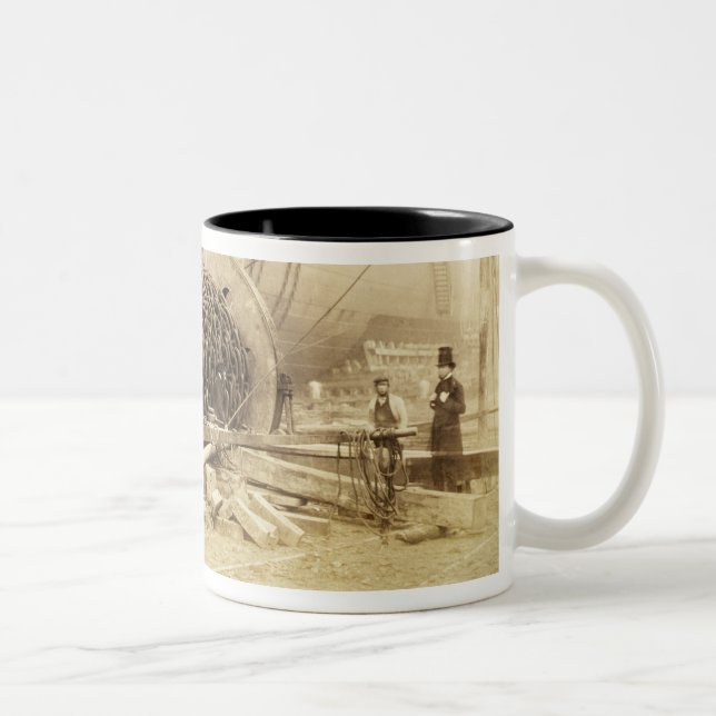 Isambard Königreich Brunel (1806-59) neben dem Zweifarbige Tasse (Rechts)