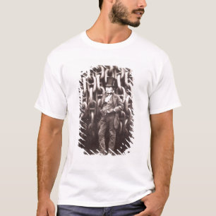 Isambard Königreich Brunel, stehend vor T-Shirt
