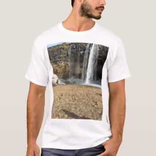 Island-Berg-Fluss-Naturfotografie-T-Shirt T-Shirt