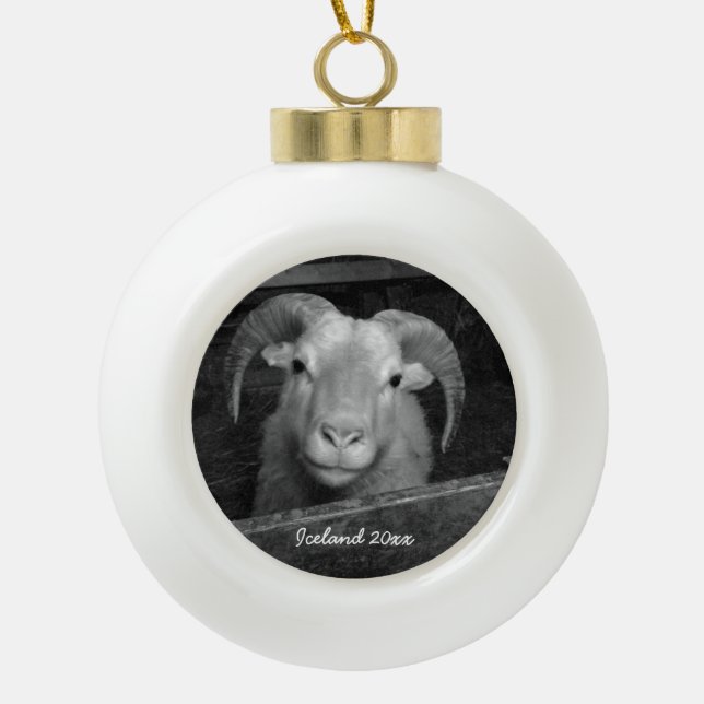 Island - Keramik Ball Ornament (Vorderseite)