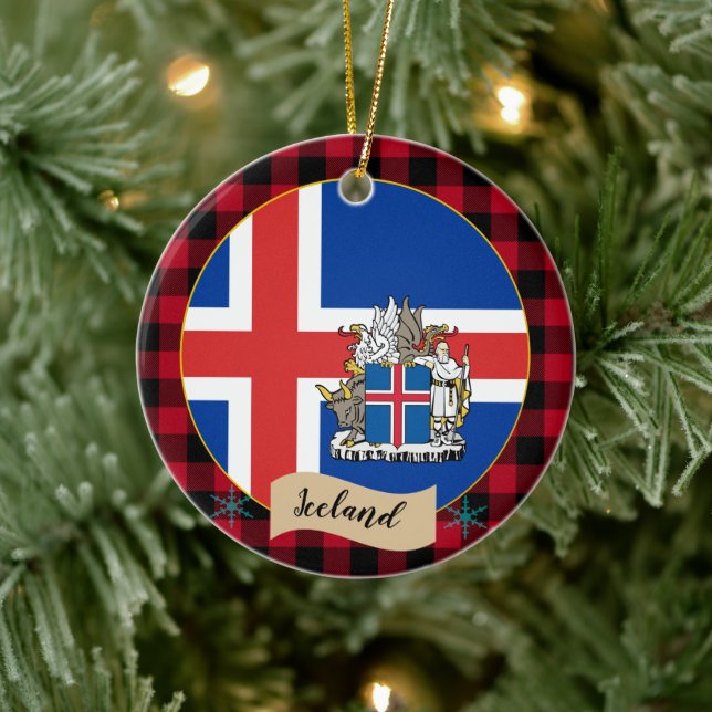 Island, Rote Büffel kariert & Isländische Flagge Keramik Ornament (Baum)