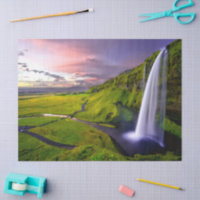 Isländischer Wasserfall Grüne Natur Foto