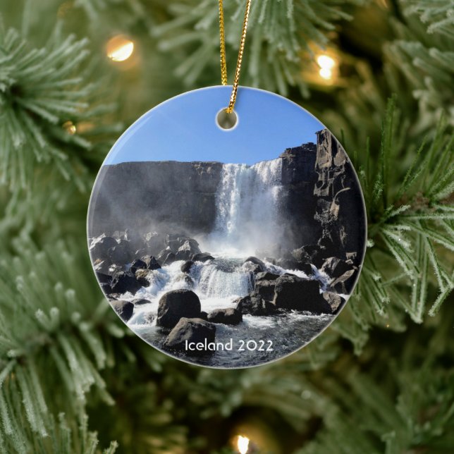 Isländischer Wasserfall - Keramik Ornament (Baum)