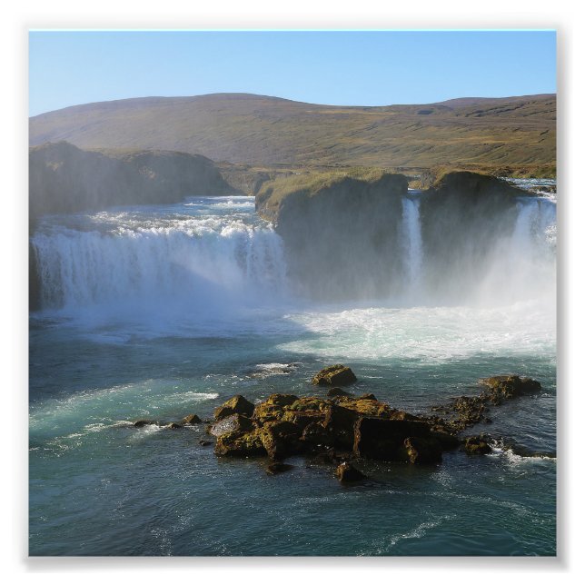 Islands Wasserfall im Sommer Fotodruck (Vorne)