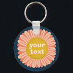 IT Pink Daisy Sunflower Name Tag Schlüsselanhänger<br><div class="desc">Dekorieren Sie Ihr Outfit mit diesem coolen Schlüsselanhänger. Macht ein großartiges Geschenk! Sie können ihn anpassen und auch Text hinzufügen. Karo in meinem Shop für viel mehr Farben und Muster! Lass mir Bescheid,  wenn du auch etwas Gewohntes willst.</div>