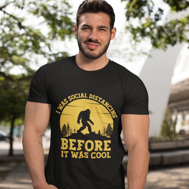 It was social distancing before it was cool Funny T-Shirt (Von Creator hochgeladen)