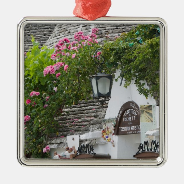 Italien, Apulien, Alberobello, Terra dei Trulli, Silbernes Ornament (Vorne)