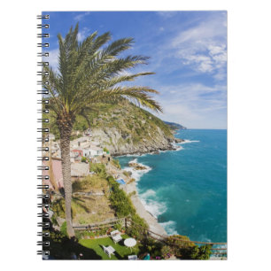 Italien, Cinque Terre, Vernazza, Hangstadt von Notizblock