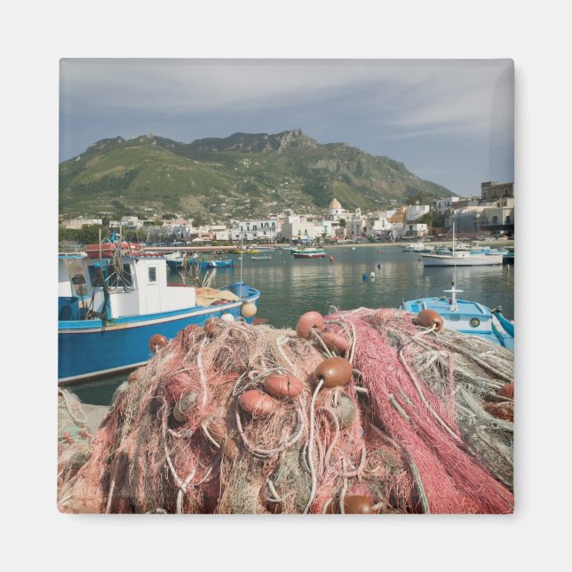 ITALIEN, Kampanien (Neapel-Bucht), ISCHIA, FORIO: Magnet (Vorne)