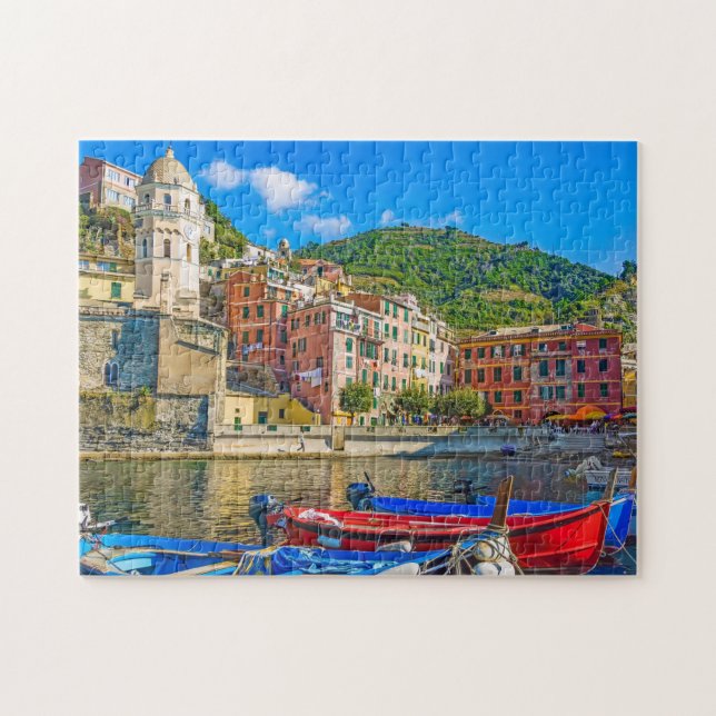 Italien landschaftlicher Becken-Ligurien-Sommer (Horizontal)