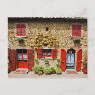 Italien, Lucignano, Rote Shutters und Ernte Postkarte