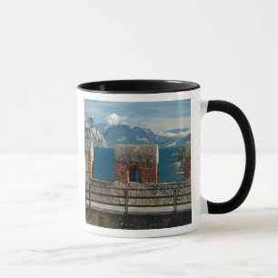Italien, Malcesine, Blick vom Schloss auf den See Tasse
