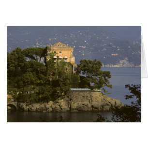 Italien, Portofino. Malerisches Leben an der