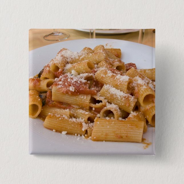 Italien, Positano. Display Platte der rigatoni. Button (Vorderseite)