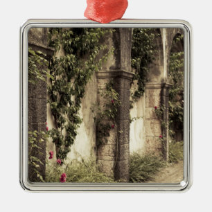 Italien, Provinz Brescia, Gardone Riviera. Garten Ornament Aus Metall