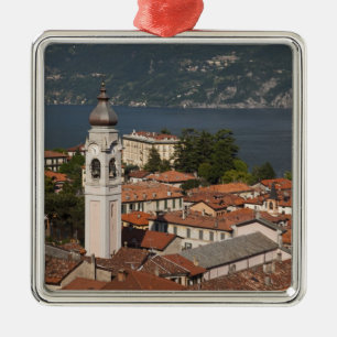 Italien, Provinz Como, Menaggio. Stadtansicht und Silbernes Ornament