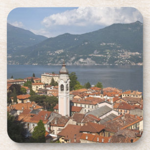 Italien, Provinz Como, Menaggio. Stadtansicht und Untersetzer