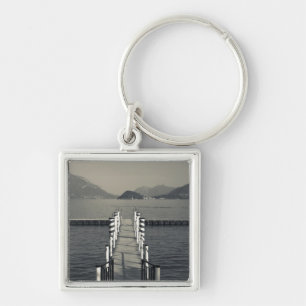 Italien, Provinz Como, Tremezzo. Seebrücke. Schlüsselanhänger