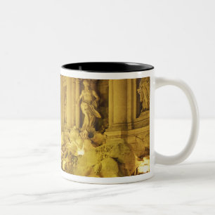 Italien, Rom. Trevi-Brunnen in der Nacht. Zweifarbige Tasse