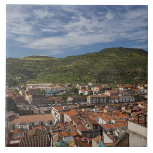 Italien, Sardinien, Bosa. Stadtansicht von Castell Fliese