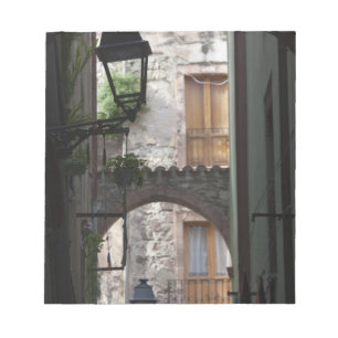 Italien, Sardinien, Bosa. Straßendetail. Notizblock