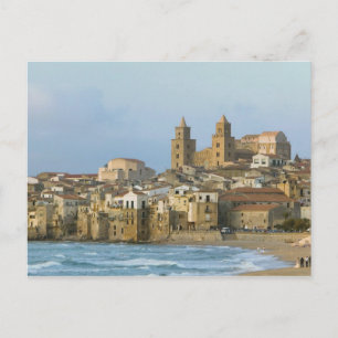 Italien, Sizilien, Cefalu, Aussicht mit Duomo von  Postkarte