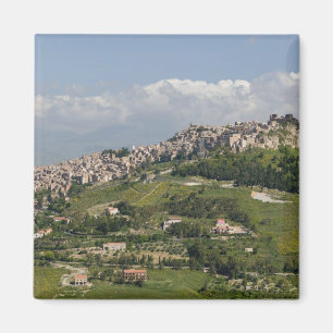 Italien, Sizilien, Enna, Calascibetta, Morgenansic Magnet