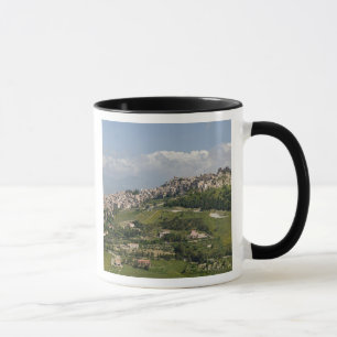 Italien, Sizilien, Enna, Calascibetta, Morgenansic Tasse
