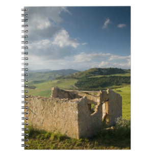 Italien, Sizilien, Enna, Pergusa, Altes Bauernhaus Notizblock