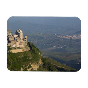 Italien, Sizilien, Enna, Stadtansicht von Rocca di Magnet