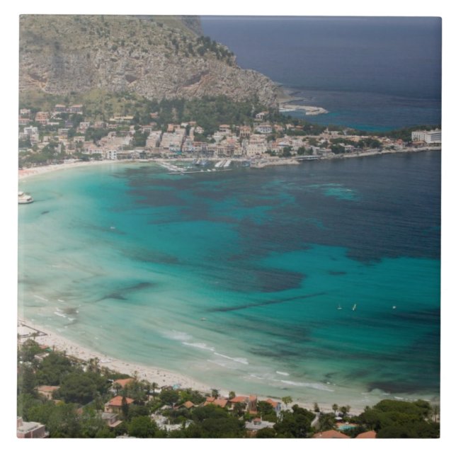 Italien, Sizilien, Mondello, Sicht auf den Strand  Fliese (Vorderseite)
