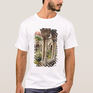 Italien, Sizilien, Palermo. Die Kreuzgänge bleiben T-Shirt