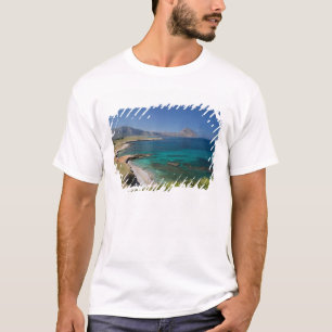 Italien, Sizilien, San Vito Lo Capo, Sicht auf den T-Shirt