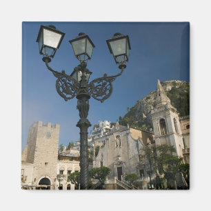 ITALIEN, Sizilien, TAORMINA: Piazza iX Aprile, San Magnet