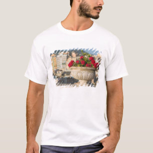 Italien, Sizilien, Termini Imerese, Ansicht & Blum T-Shirt