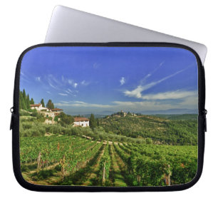 Italien, Toskana, Greve. Die Weinberge von Castell Laptopschutzhülle