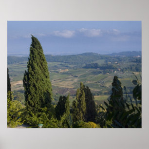 Italien, Toskana, Montepulciano. Blick auf die Poster
