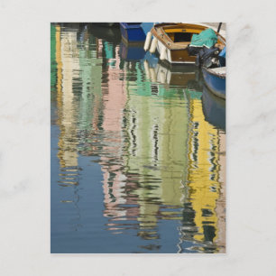 Italien, Venedig, Burano. Mehrfarbige Häuser entla Postkarte