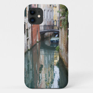 Italien, Venedig, Reflektionen und kleine Brücke Case-Mate iPhone Hülle