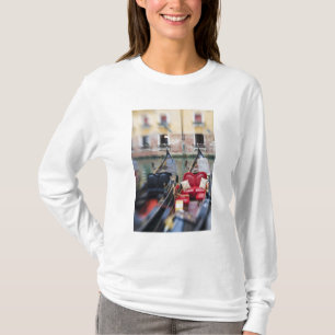 Italien, Venedig, Selektiver Fokus auf Gondel in d T-Shirt