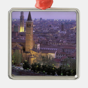 Italien, Venetien, Verona. Aussicht von Castel Ornament Aus Metall
