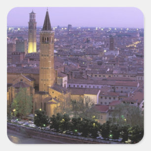 Italien, Venetien, Verona. Aussicht von Castel Quadratischer Aufkleber