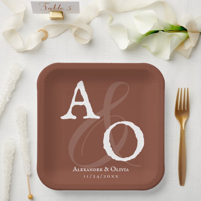 Italienische Sunset Orange Minimalistisch Monogram Pappteller (Hochzeit)