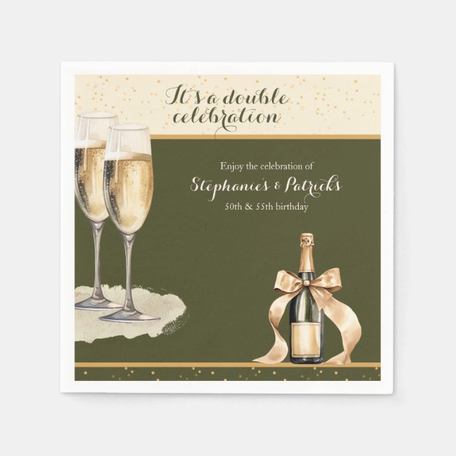 It's a Double Celebration Green Champagne Birthday Serviette (Vorderseite)