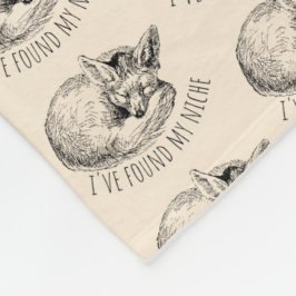 I've Found My Niche Cozy Napping Fox Fleecedecke
