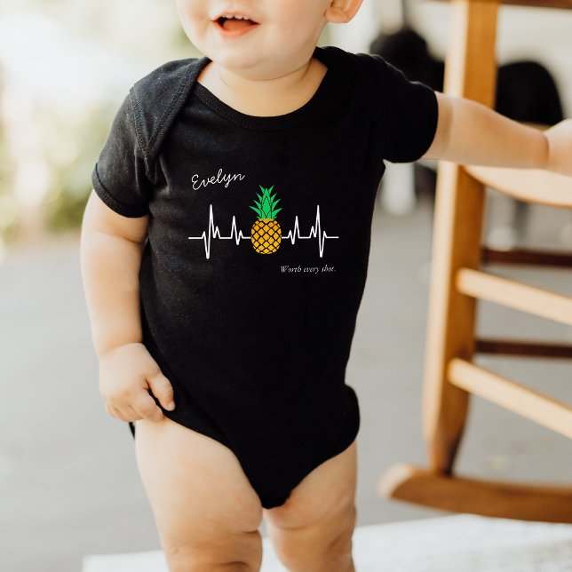 IVF Baby Pineapherat mit Name Strampler (Von Creator hochgeladen)